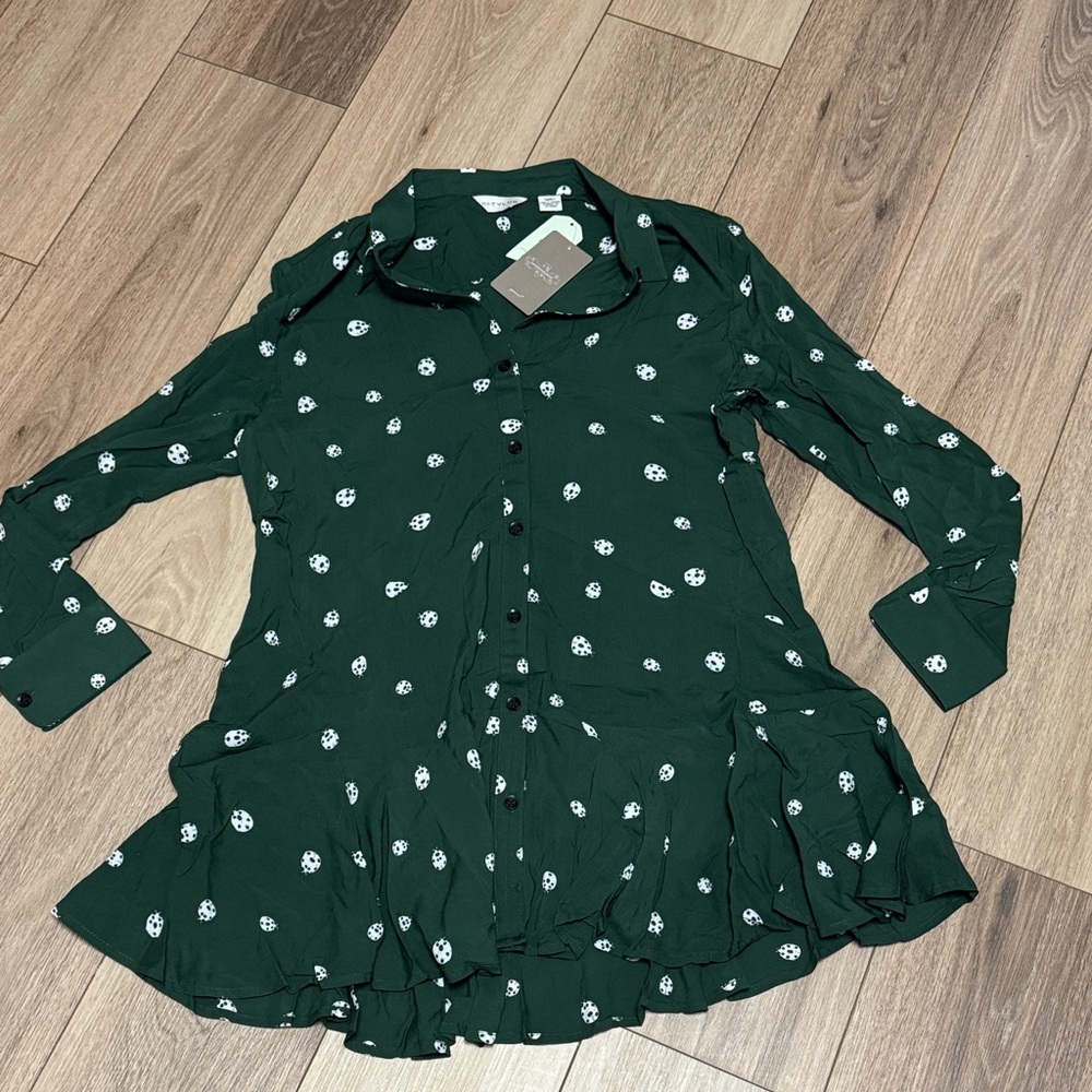 Anthropologie NWT S Green peplum Button-Up ruffle flare hem ladybug Tunic